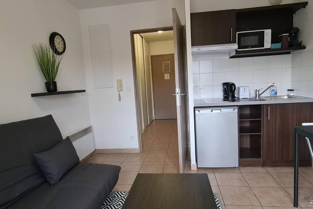 B210 Appartement Disneyland Paris Parking Et Wifi Montévrain Kültér fotó